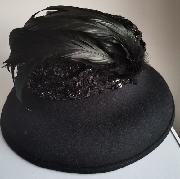 Mr. CHARLES HATS - Picture 2 of 9